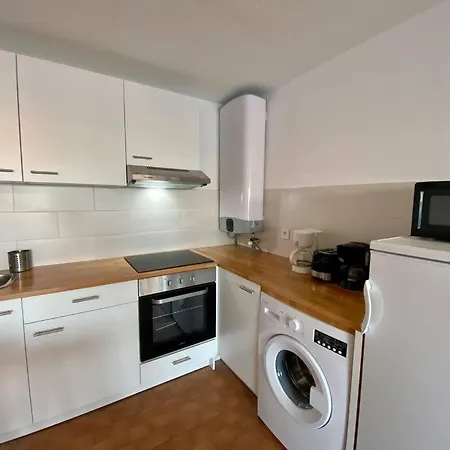 Les Arpeges Vue Marina Apartment *